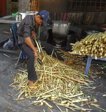 Peeling sugarcane